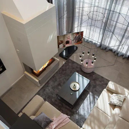 Boutique In With Pool And Sauna *